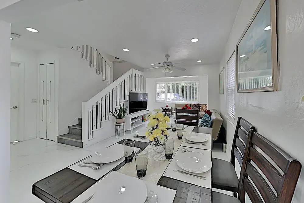 Stylish Getaway W/ New Interior & Private Hot Tub 4 Bedroom Home
