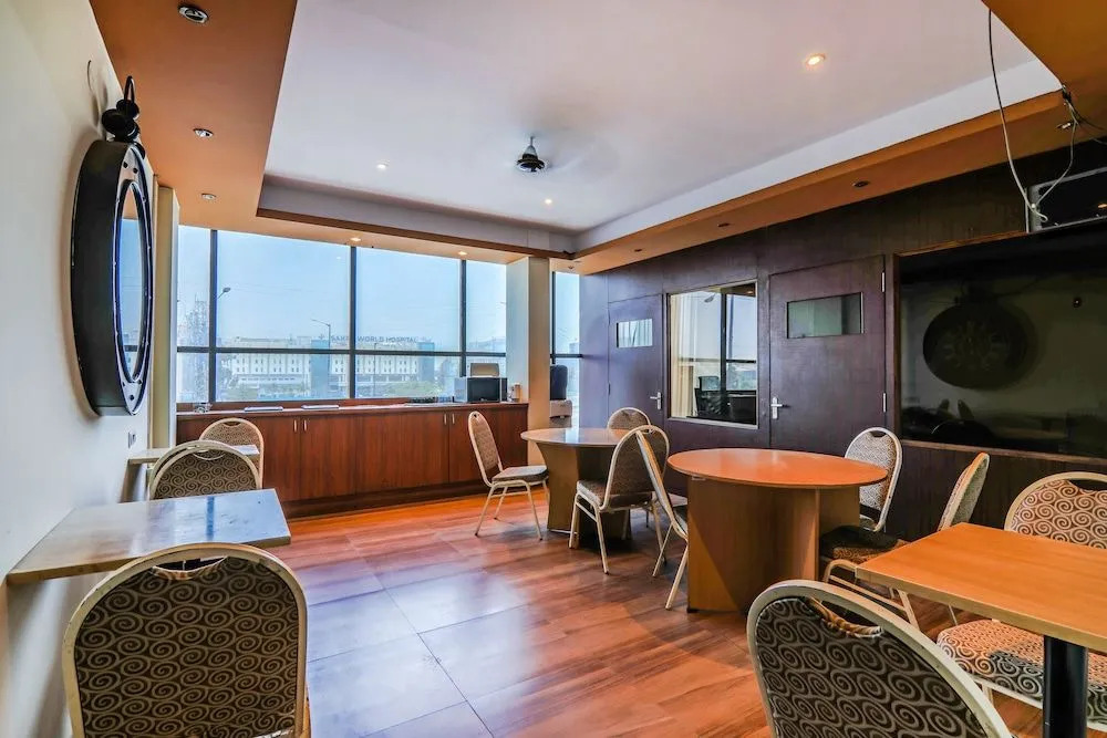 FabHotel Platinum