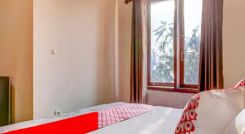 OYO 90019 Nana Guest House