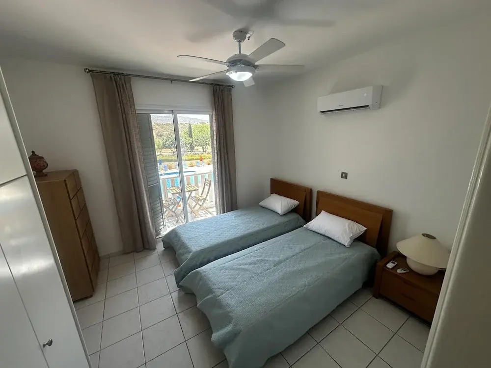 Paradeisos is a Stunning 2-bed House in Polis