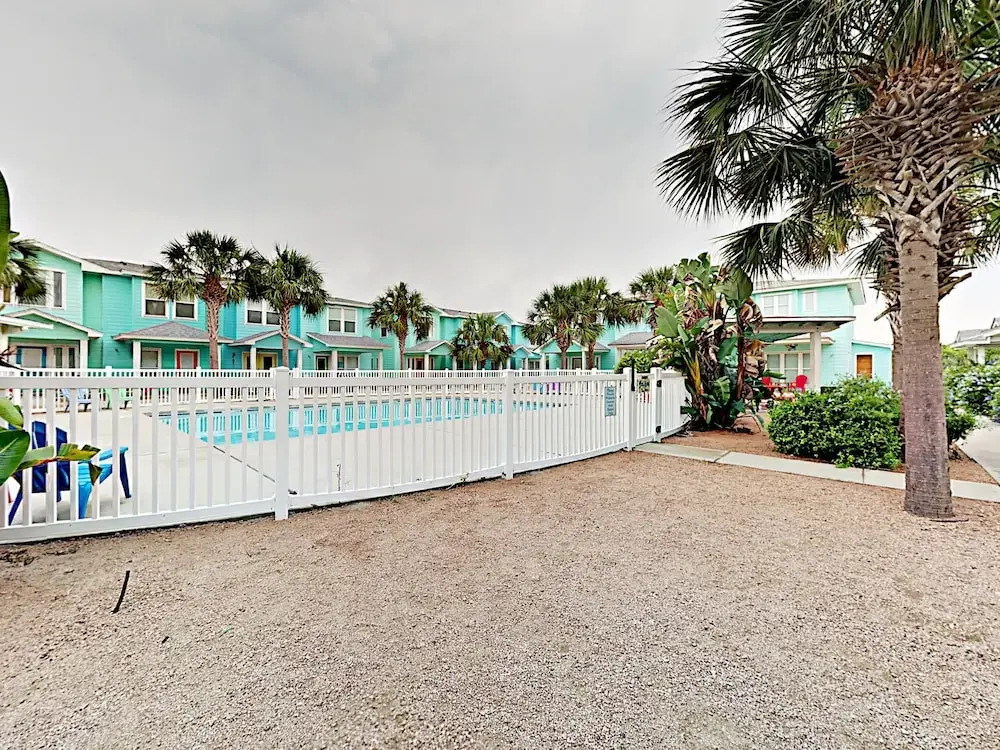 The Commons #304 - Three Bedroom Townhome