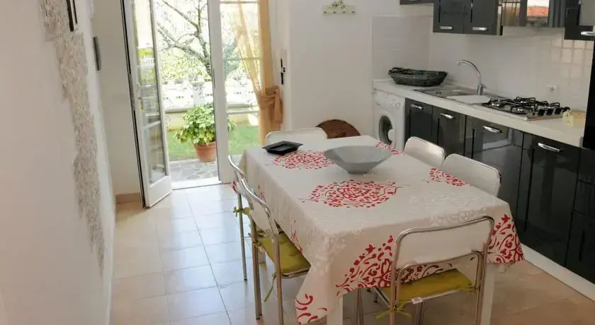 Ortonovo apartment