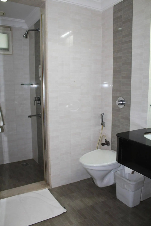 The Lotus Apartment hotel, Burkit Road