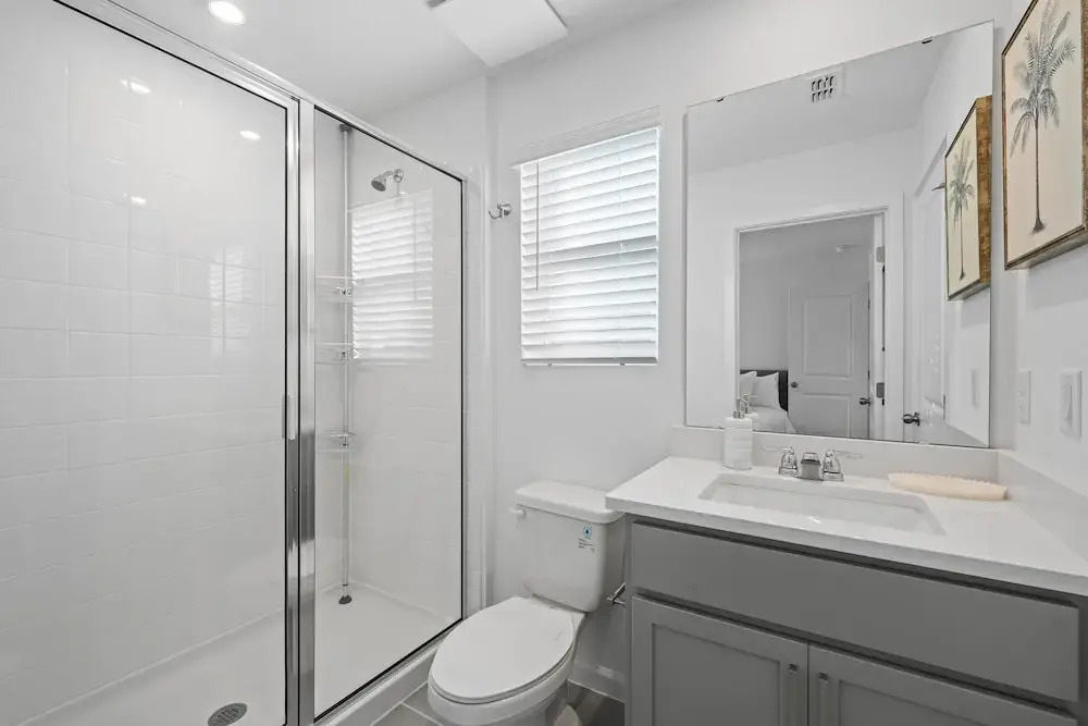 Light Welcoming Fun Resort Home Sleeps 20
