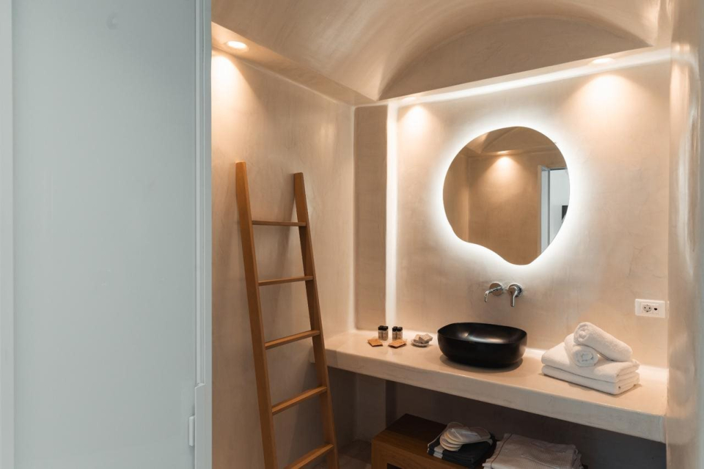 Oikos Santorini Living Concept