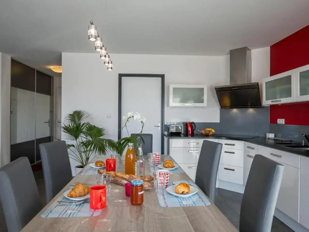 Holiday Home La Goulvinoise by Interhome