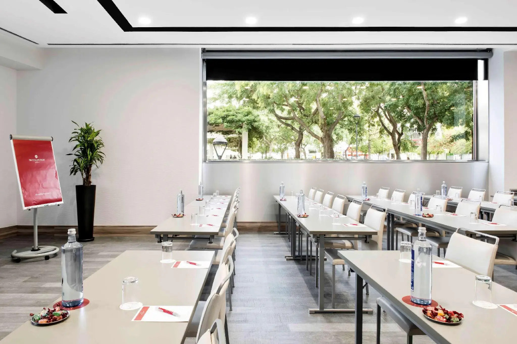 NH Collection Barcelona Constanza