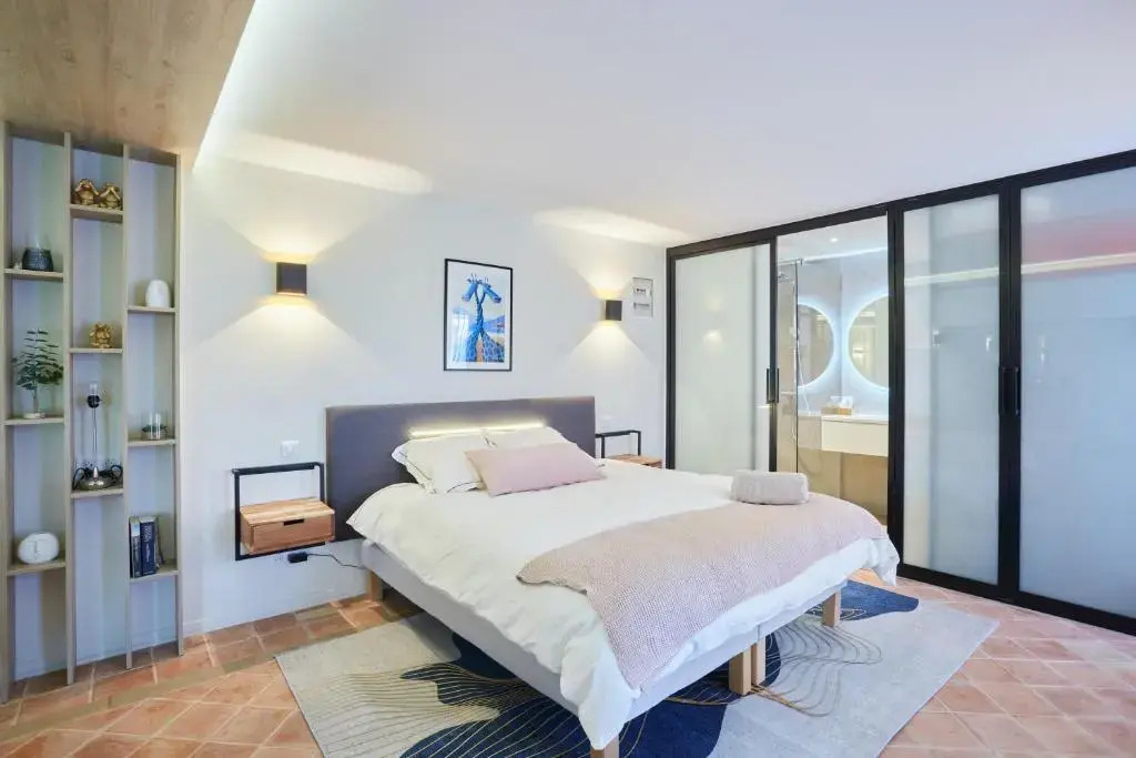 Appartement d'une chambre avec piscine partagee jardin clos et wifi a Aix en Provence