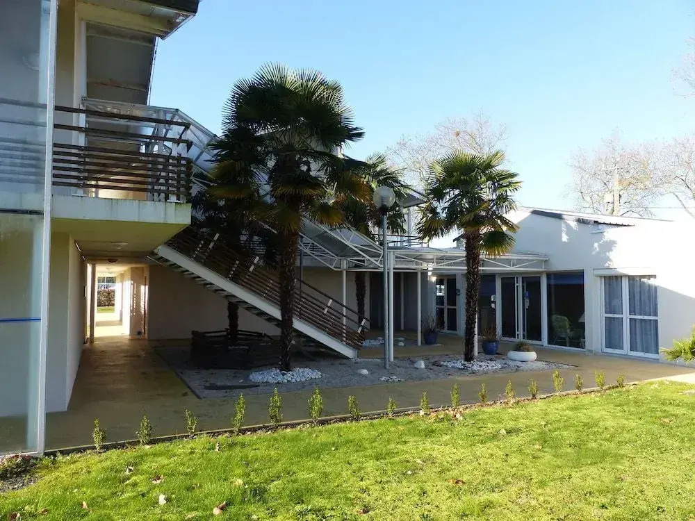 Hotel LOcéane Angers Parc Expo