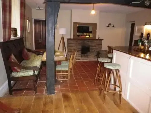 The Riverside Inn