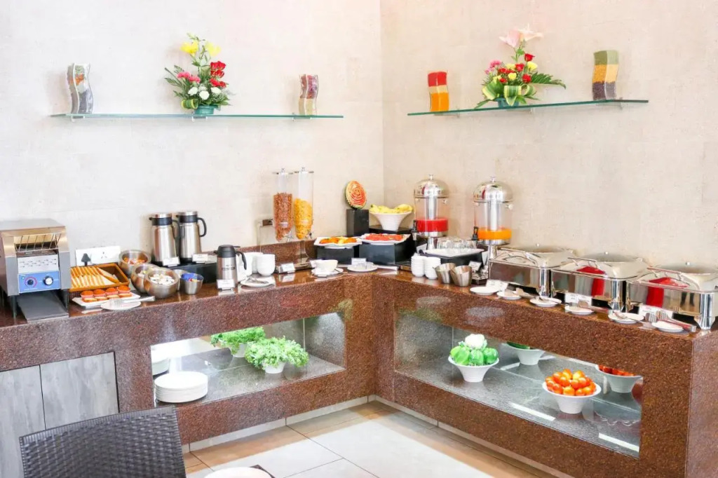 7 Apple Hotel, Vadodara