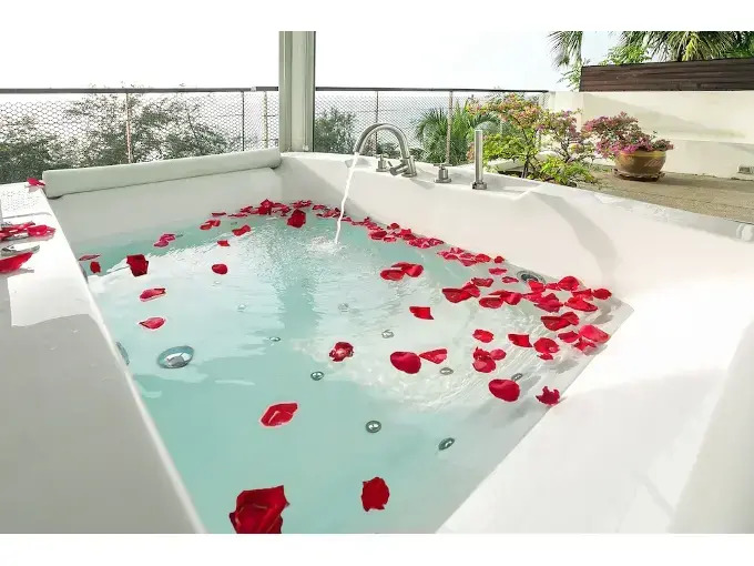 4-BR Seaview Villa at Surin Beach