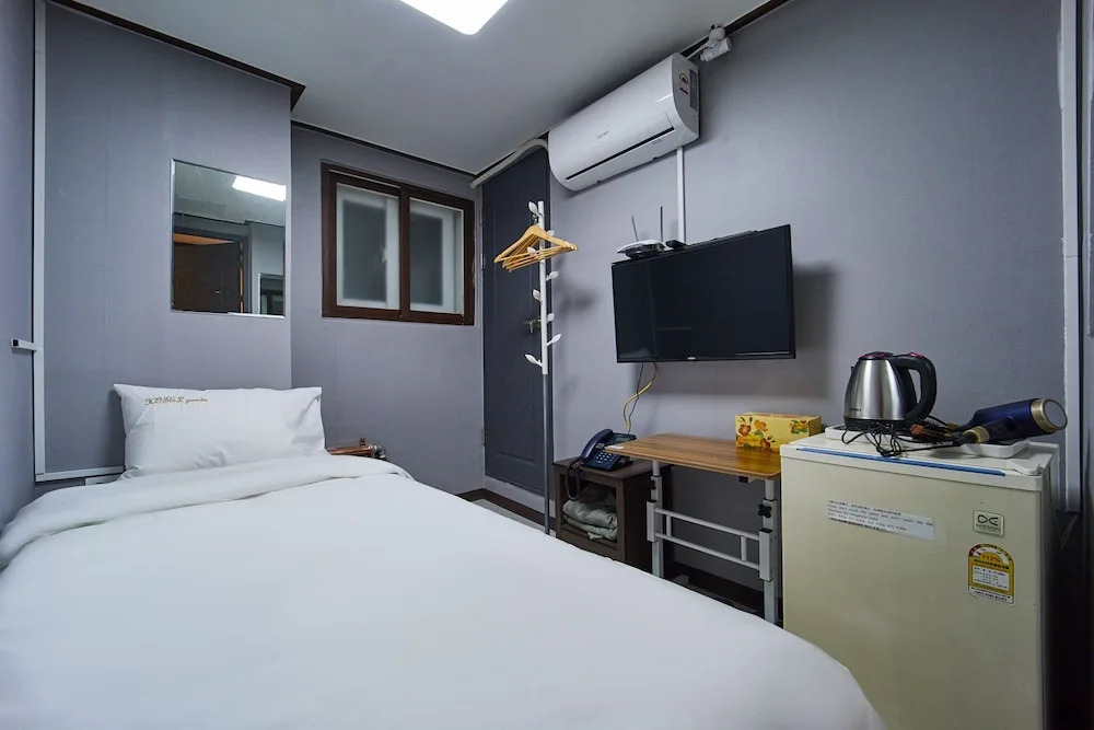 Seoul Central Hotel