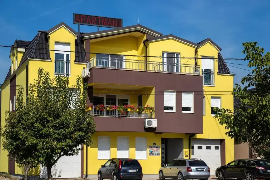 Kalanj Apartmani I Sobe