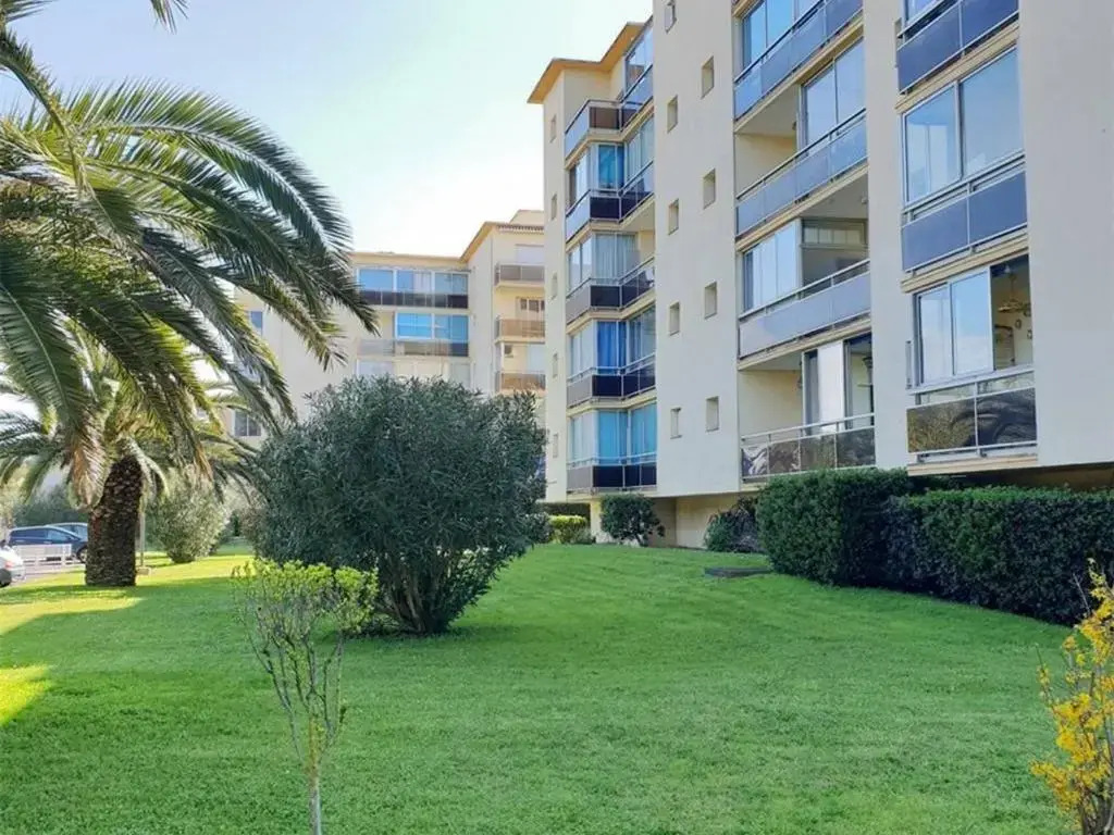 Appartement Argelès-sur-Mer, 1 pièce, 3 personnes - FR-1-388-60
