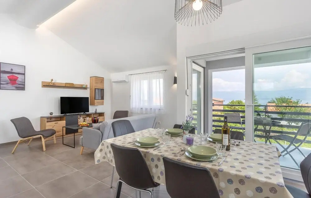 Amazing Apartment in Vrbnik With Outdoor Swimming Pool, Wifi and 2 Bedrooms