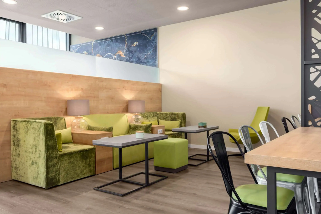 Super 8 By Wyndham Oberhausen