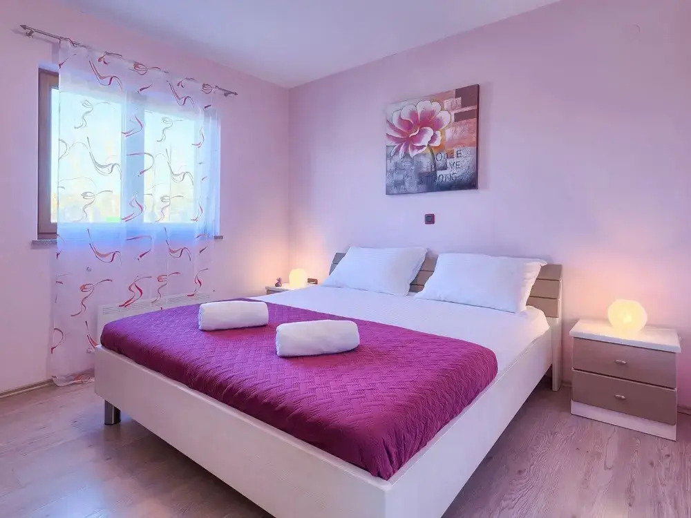 Holiday Home Linden Tree by Interhome