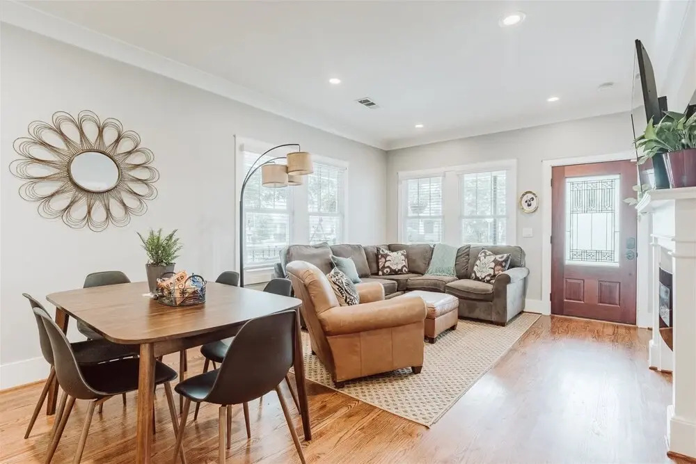 Beechwood Ave, 303
