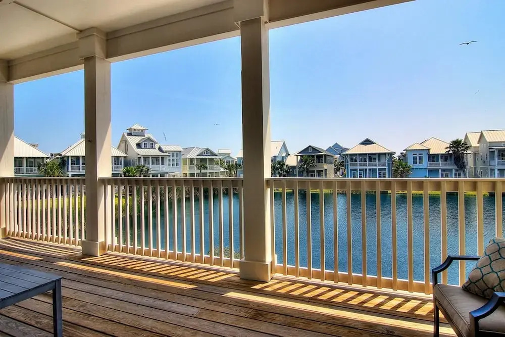 Cinnamon Shore- Sunset 166 RO
