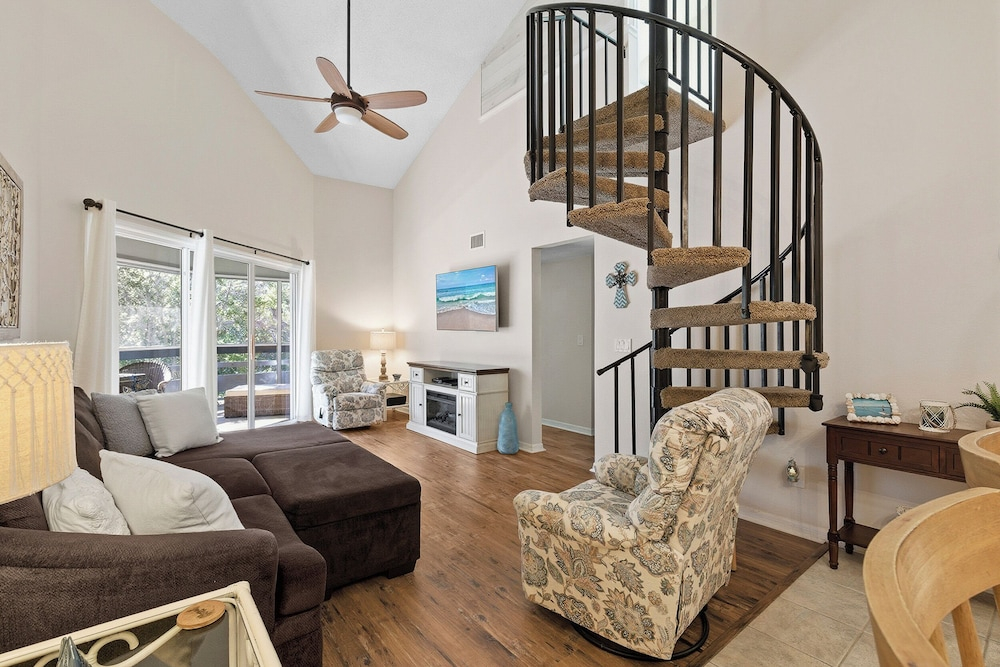 Sea Woods Villa 277