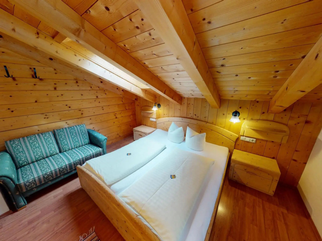 Chalet in Wildkogel Near ski Slopes