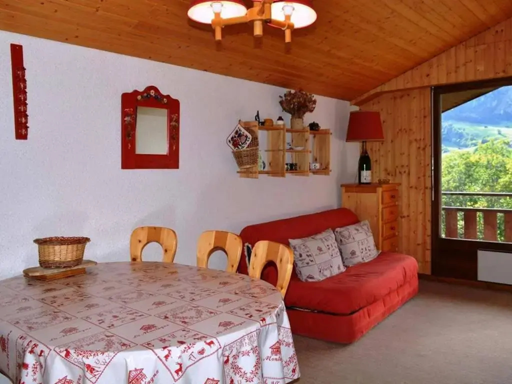 Appartement Le Grand-Bornand, 1 pièce, 4 personnes - FR-1-241-12