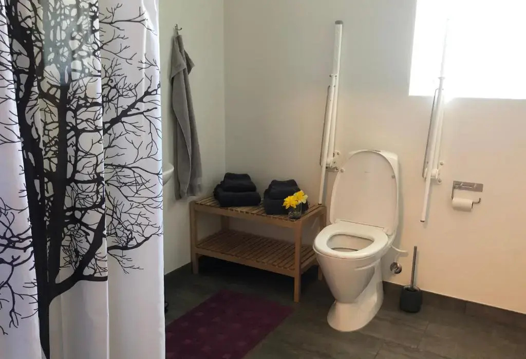 Yggdrasil Guest Lodge