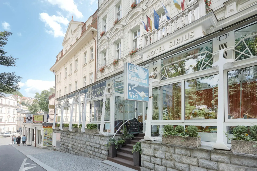 Hotel Sirius