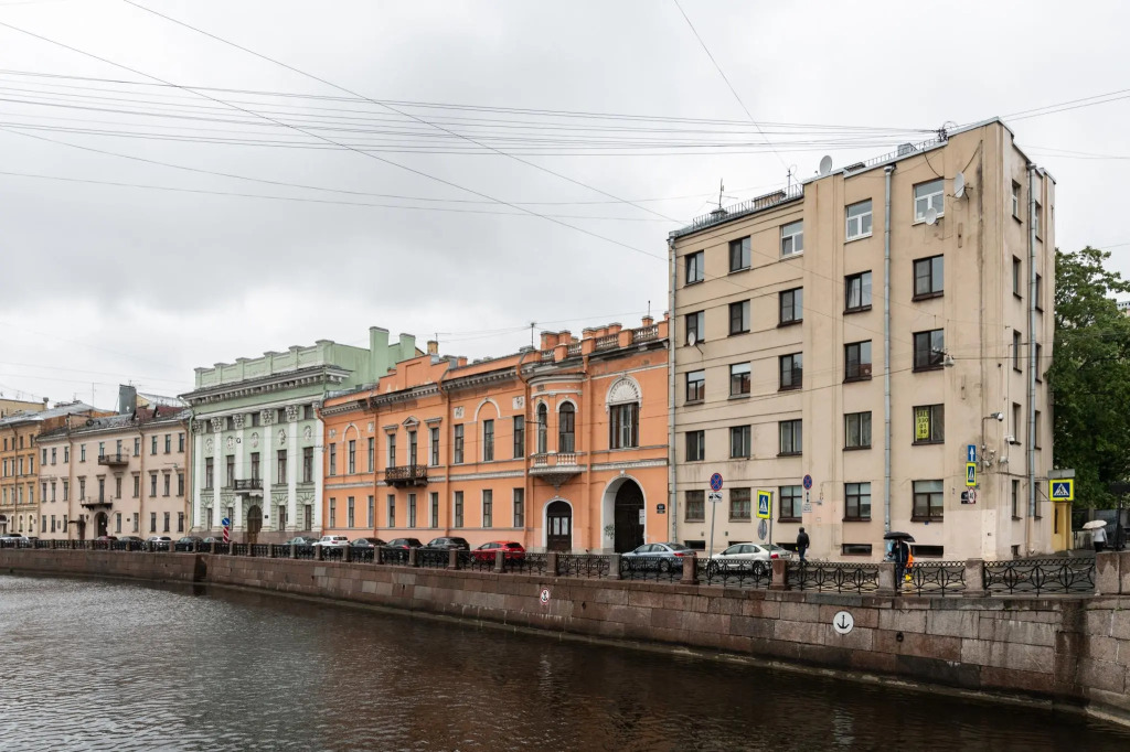 Апартаменты СПб Ренталс на набережной реки Мойки 19