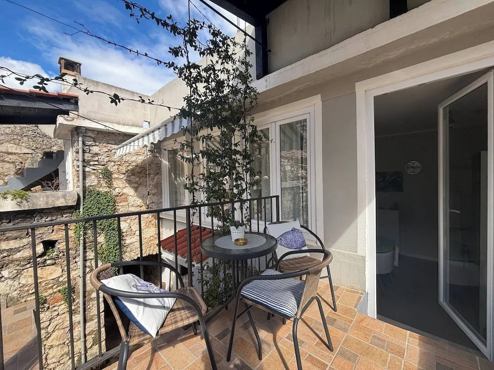 Pietra Storica Apartments