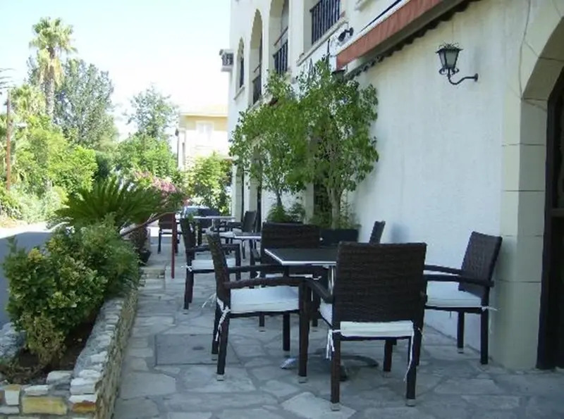 Averof Hotel