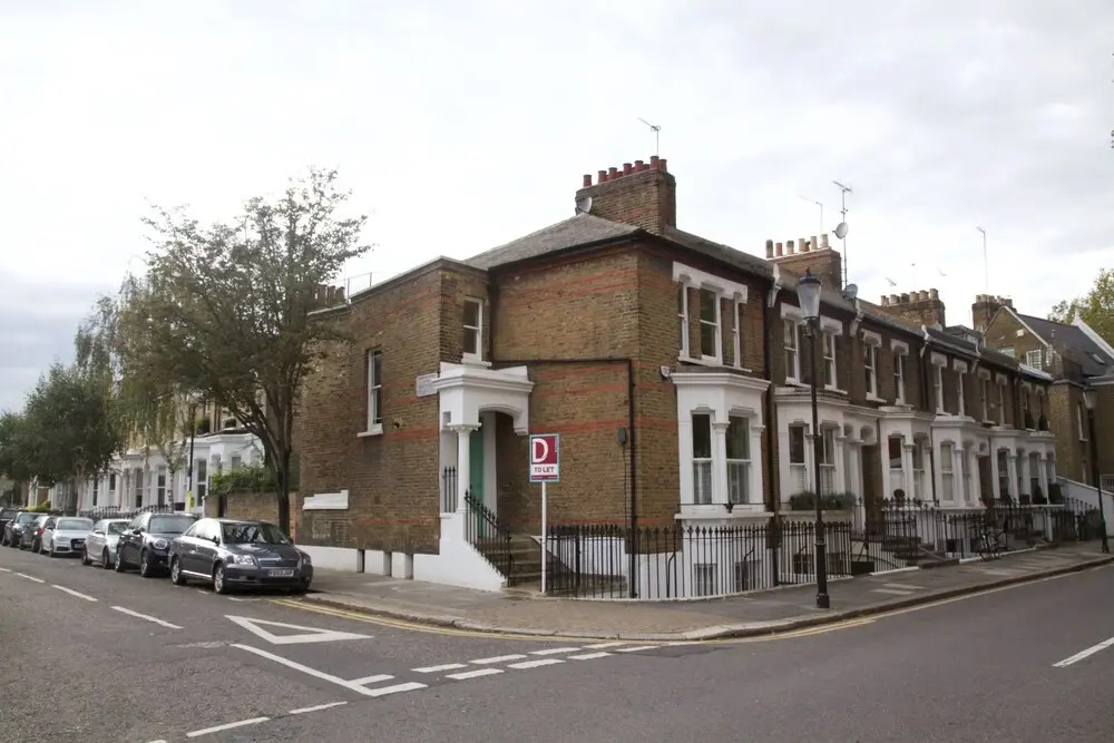 1 Bedroom Apartment near Kings Road