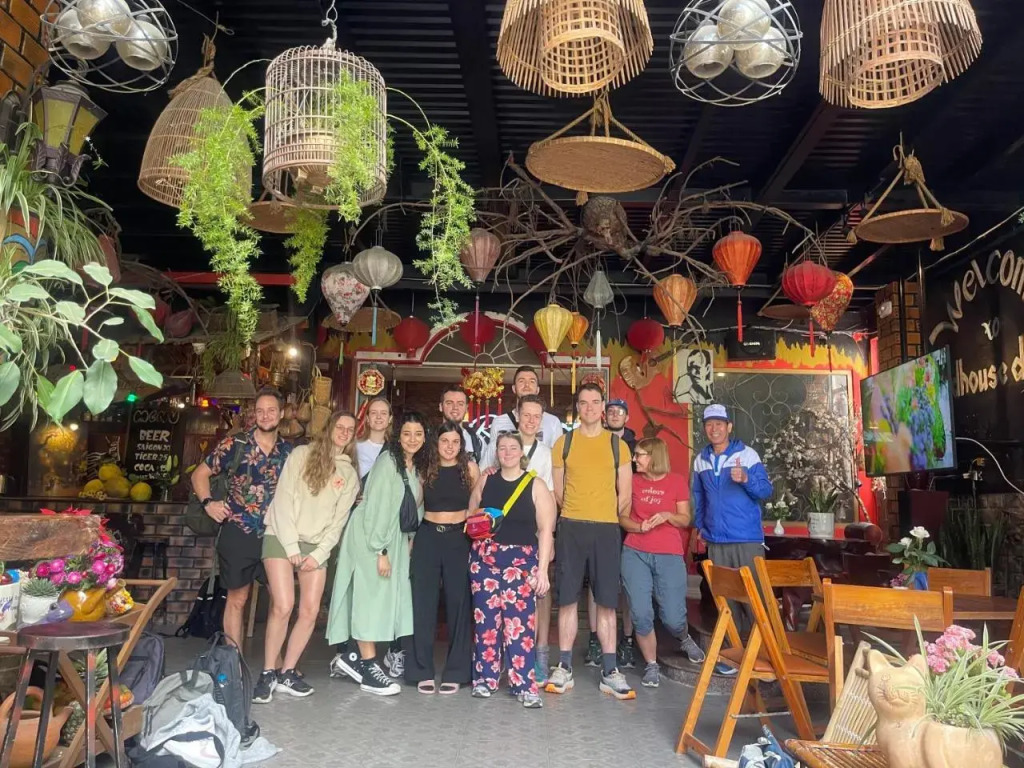 Redhouse Backpacker Hostel