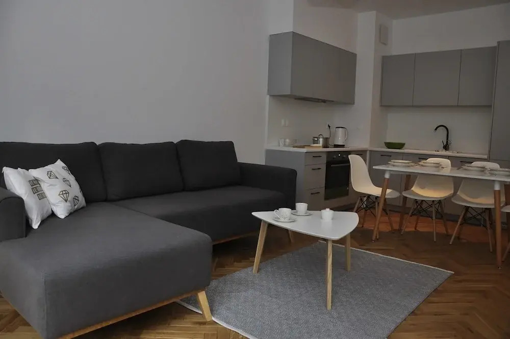 Prudentia Apartments Moko Residence