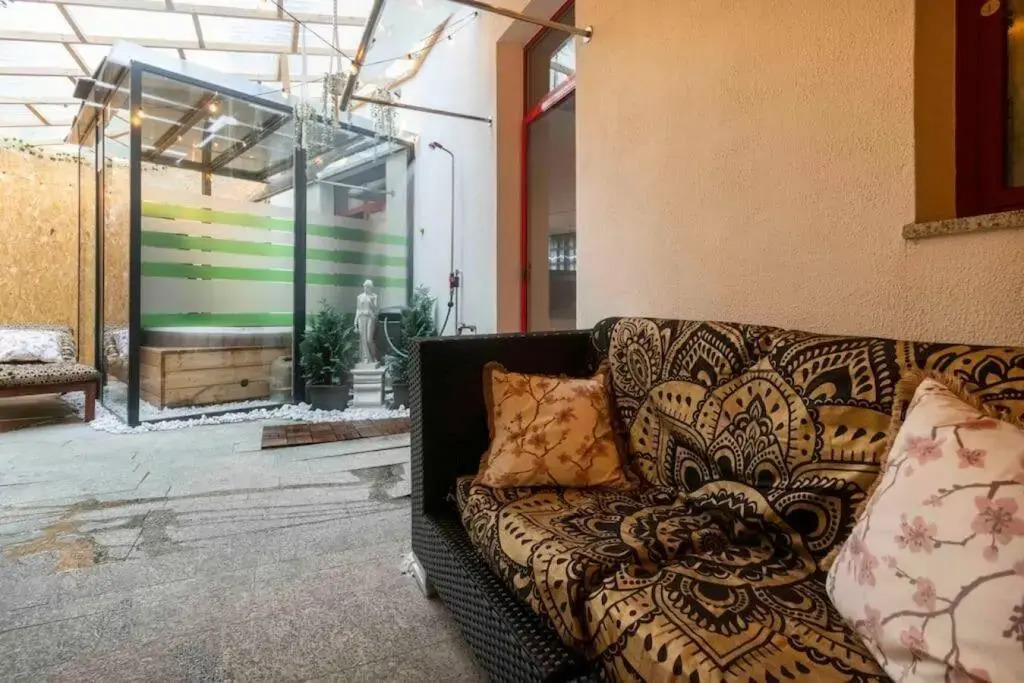 Wagner Stays - Miami Lovely romantic Garden apartment with whirlpool