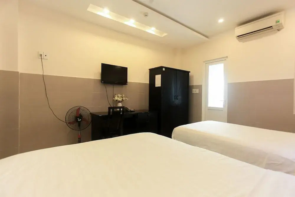 OYO 1072 Dragon Hotel