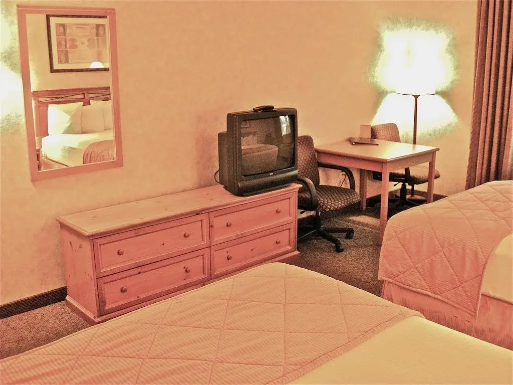 Rory & Ryan Inn