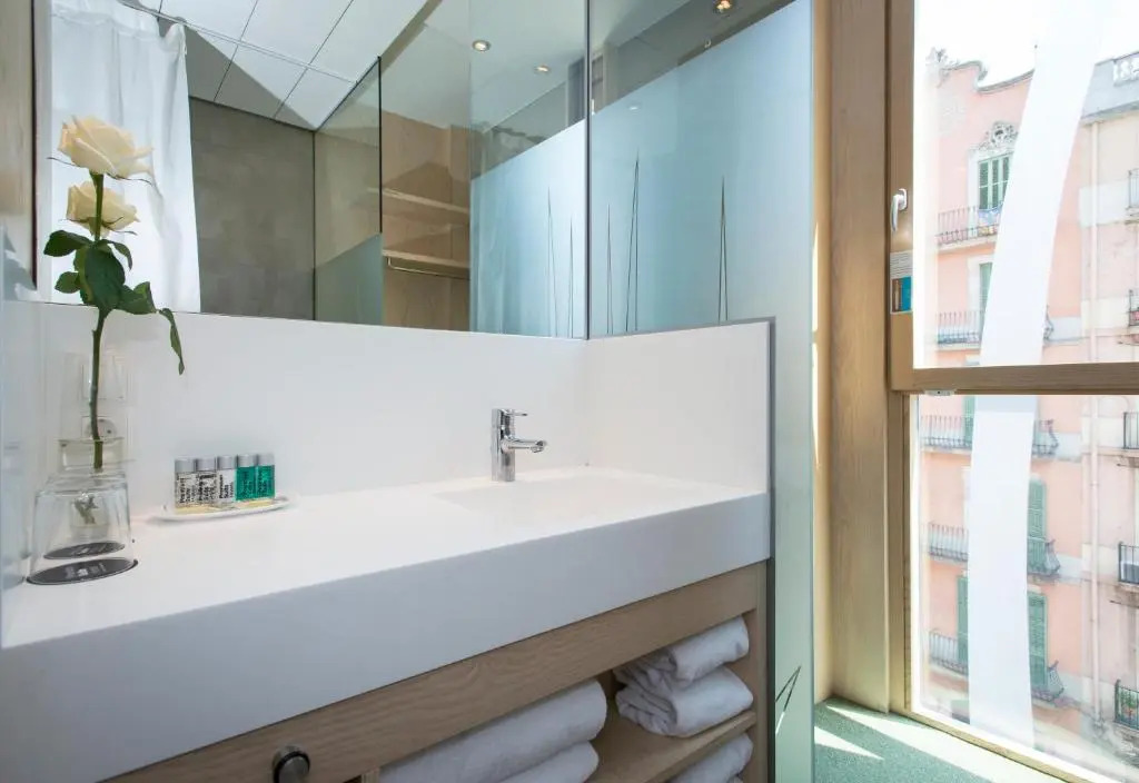 Ako Suite Hotel