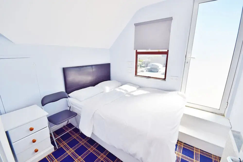Ocean Bar & Hostel