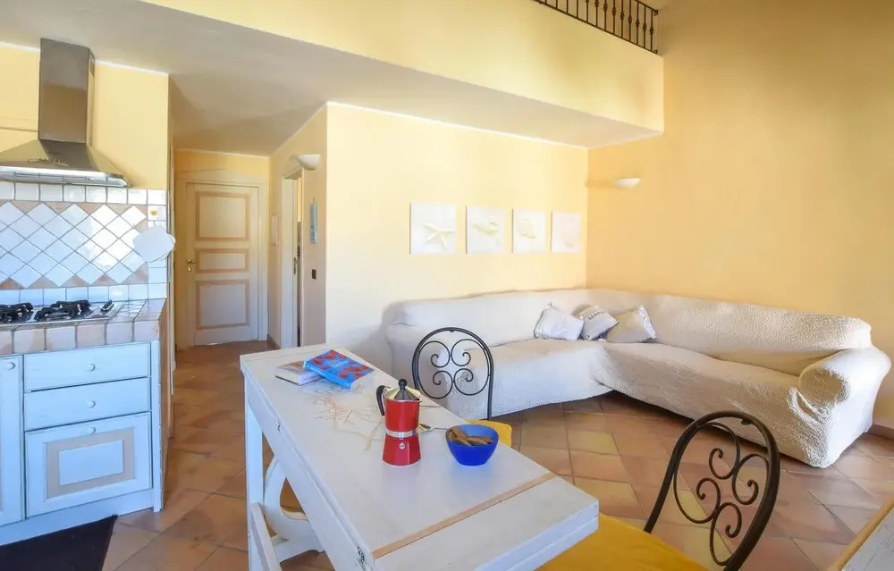 Stunning Home in Capo D'orso - Palau With 3 Bedrooms