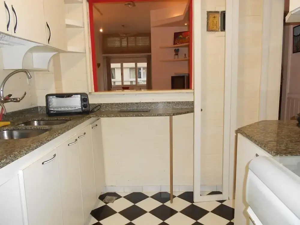 Gohouse - Figueiredo 303