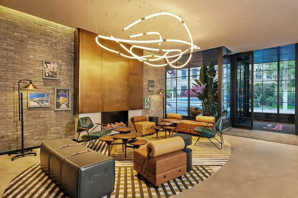 Moxy Shanghai Putuo