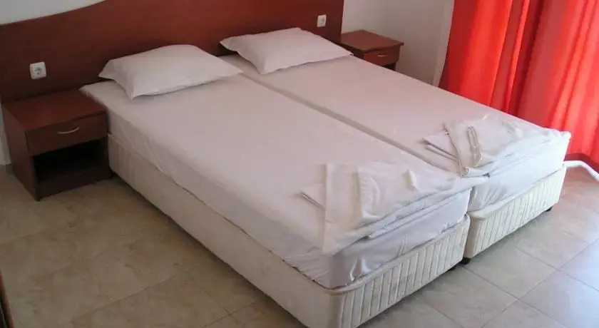 Hotel Morski Dar and Free parking