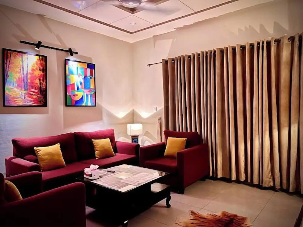 Serenity Corner Hotel Apartments