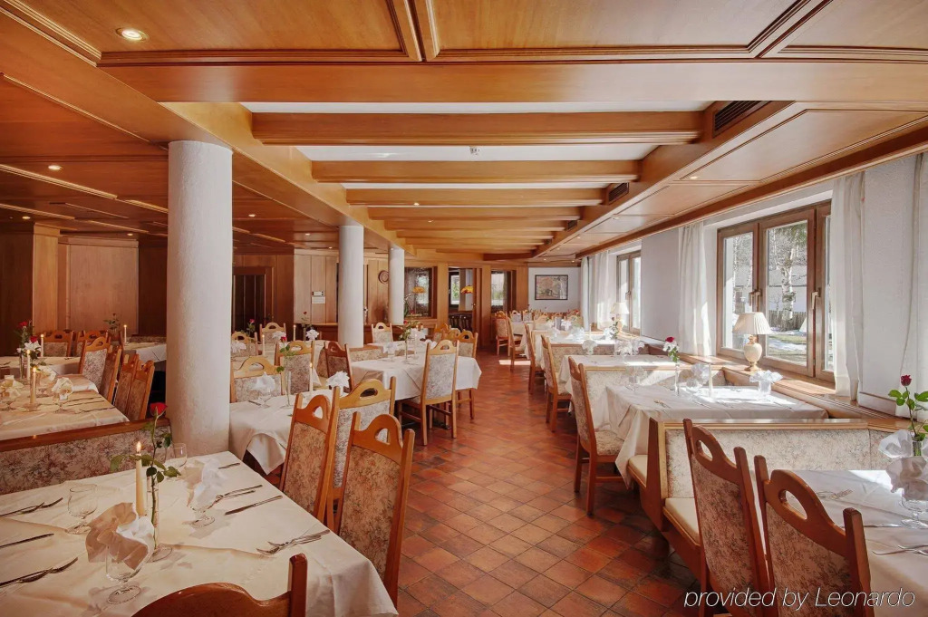 Hotel Auren