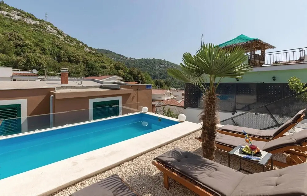 Nice Home in Klek With Wifi and 4 Bedrooms