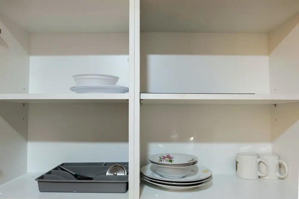 Modern and Homey 1BR L’Avenue Pancoran Apartment