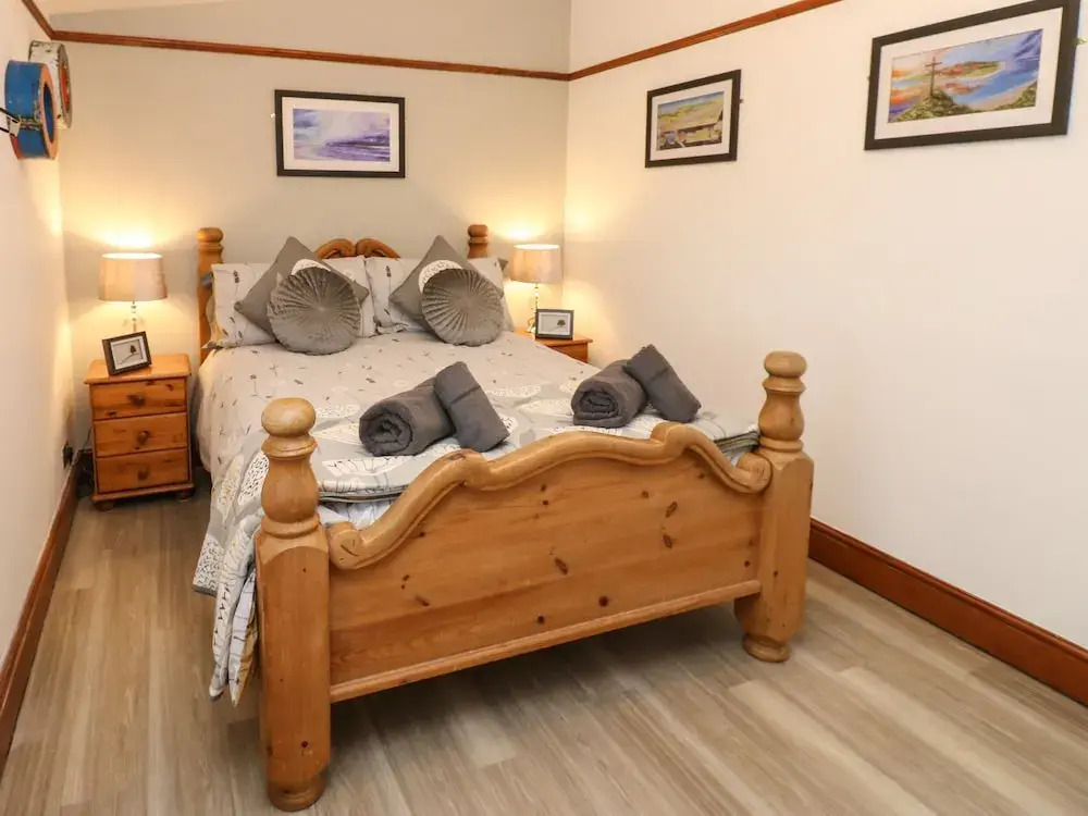 Winding Wheel Cottage