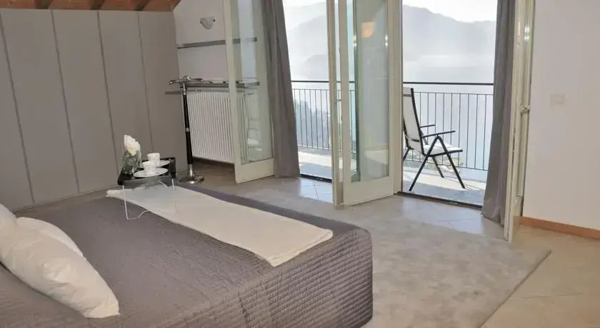 The Lake House